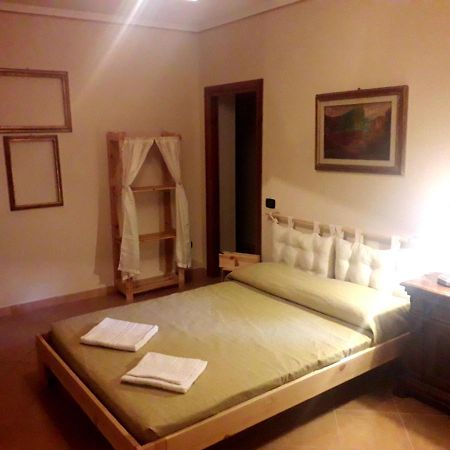 B&B La Casa Di Fuori Porta Gricignano Екстериор снимка